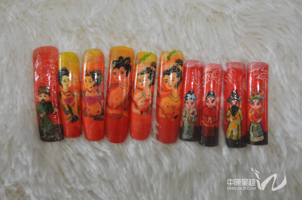 寶色琉璃。