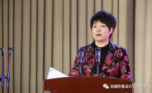 魅麗女人節(jié)，巾幗耀龍城。