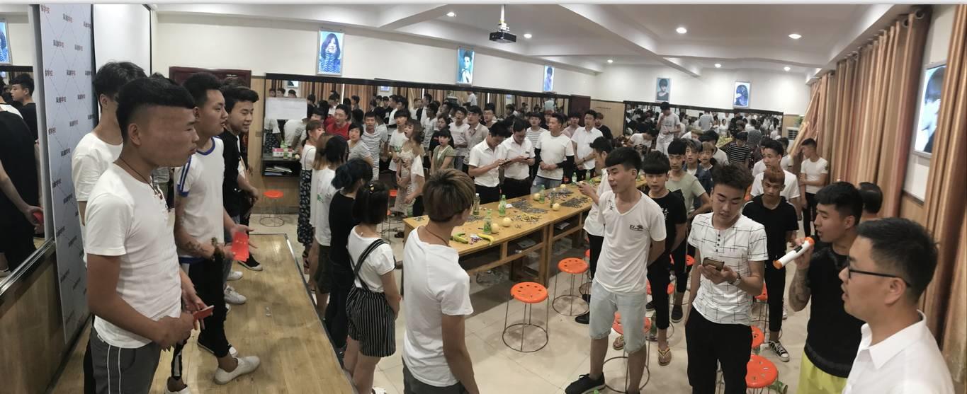 我們畢業(yè)了——致吳越的莘莘學(xué)子們！