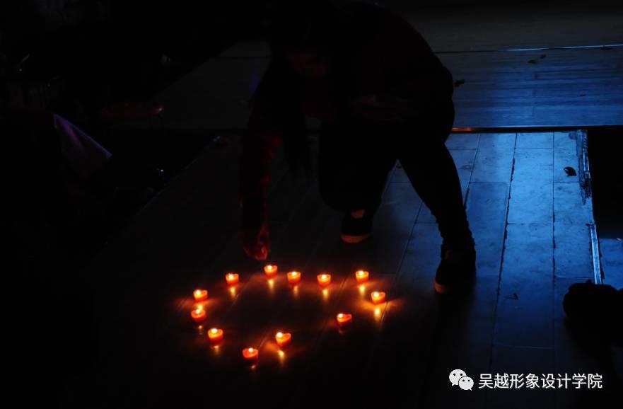吳越形象設(shè)計(jì)藝術(shù)學(xué)院2016年度元旦文藝晚會(huì)圓滿閉幕！