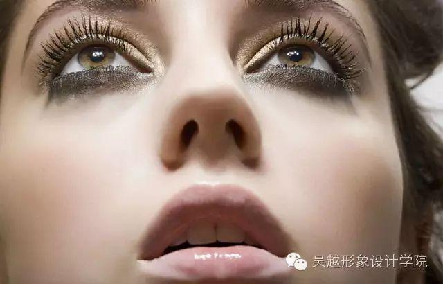 你懶你有理！專為懶女孩準(zhǔn)備的化妝打扮技巧！