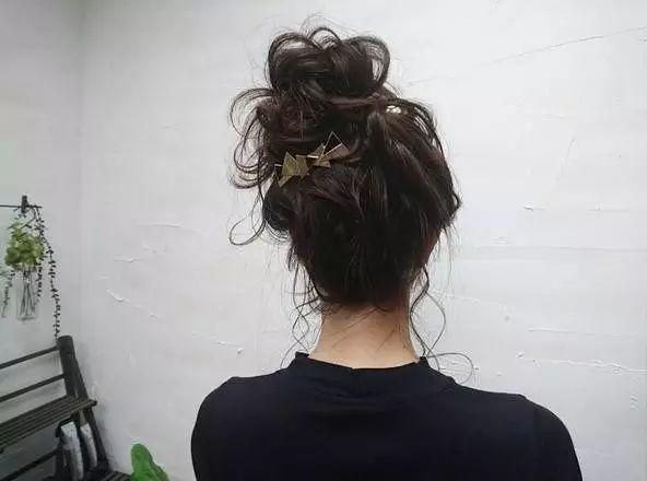 【美發(fā)】不要再披頭散發(fā)了，這樣扎瞬間年輕10歲！