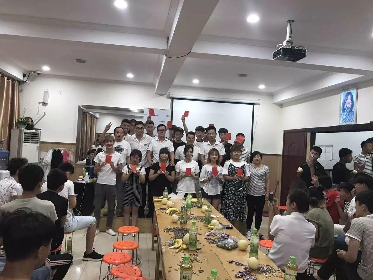 我們畢業(yè)了——致吳越的莘莘學(xué)子們！