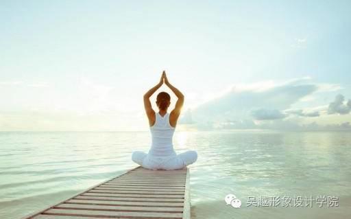 養(yǎng)顏養(yǎng)生經(jīng)，首先要排毒