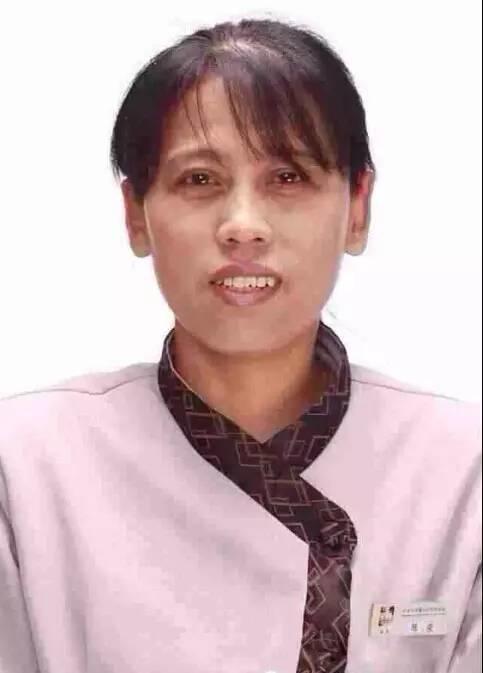 三位保潔阿姨化妝后，驚呆了所有人....