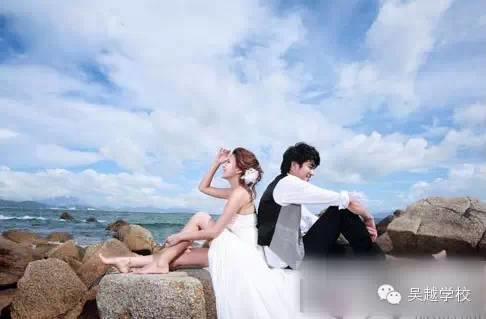 【吳越學(xué)?！亢＿吇榧喺兆藙荼P點 留住自己的幸福點滴