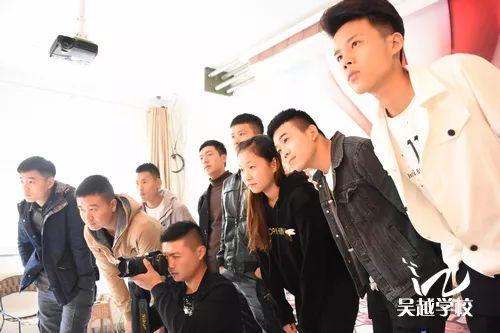 做攝影師辛苦嗎？