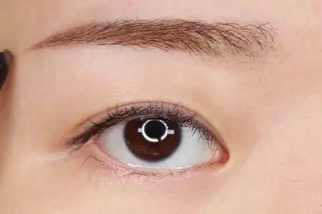 你畫對眉毛了嗎？修眉+畫眉分分鐘就能學會~