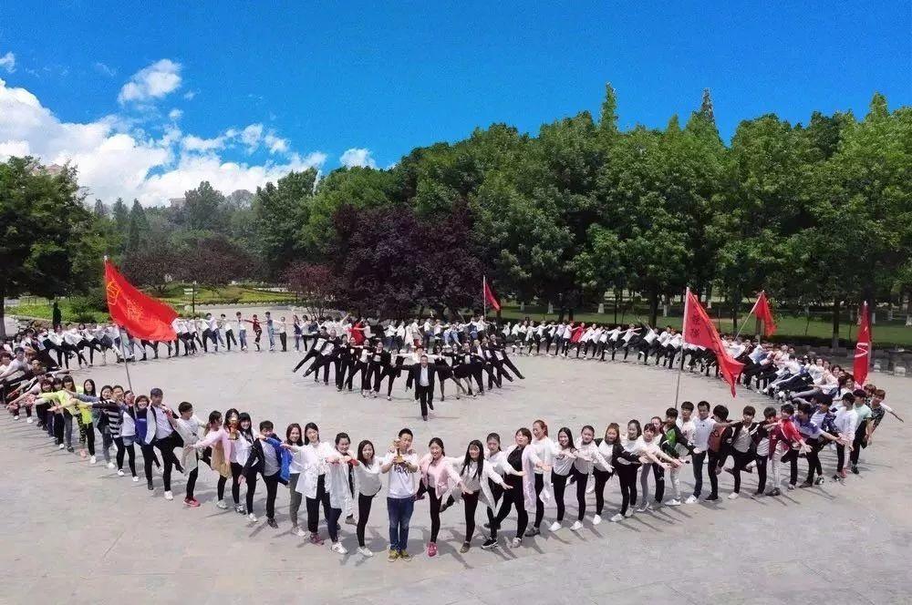 2019，熱血青春，為夢(mèng)想前行！