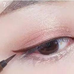 厲害了我的眼妝！眼妝這樣畫(huà)才叫女神范兒~