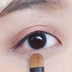 厲害了我的眼妝！眼妝這樣畫(huà)才叫女神范兒~