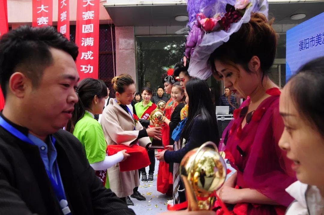 2019，熱血青春，為夢(mèng)想前行！