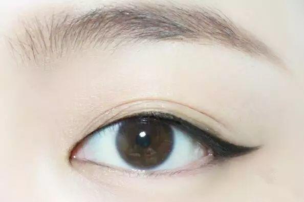 厲害了我的眼妝！眼妝這樣畫(huà)才叫女神范兒~