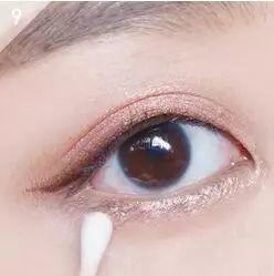 厲害了我的眼妝！眼妝這樣畫(huà)才叫女神范兒~