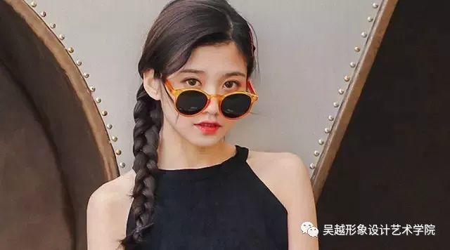 你的膚色決定口紅的顏色，你選對色號了嗎？