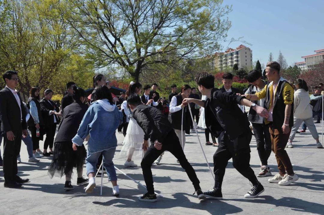 春暖花開(kāi)艷陽(yáng)日，吳越學(xué)員踏春行