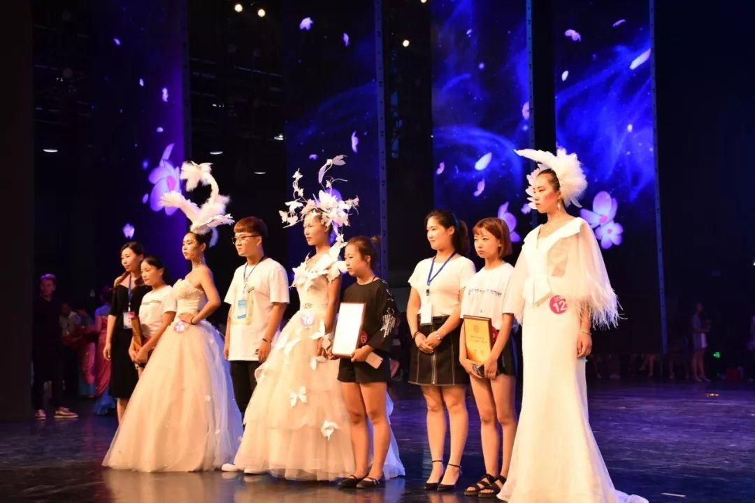 2019，熱血青春，為夢(mèng)想前行！