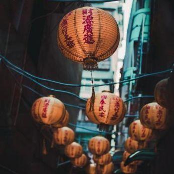 勵(lì)志人生：只有堅(jiān)持才能獲得最后的成功。