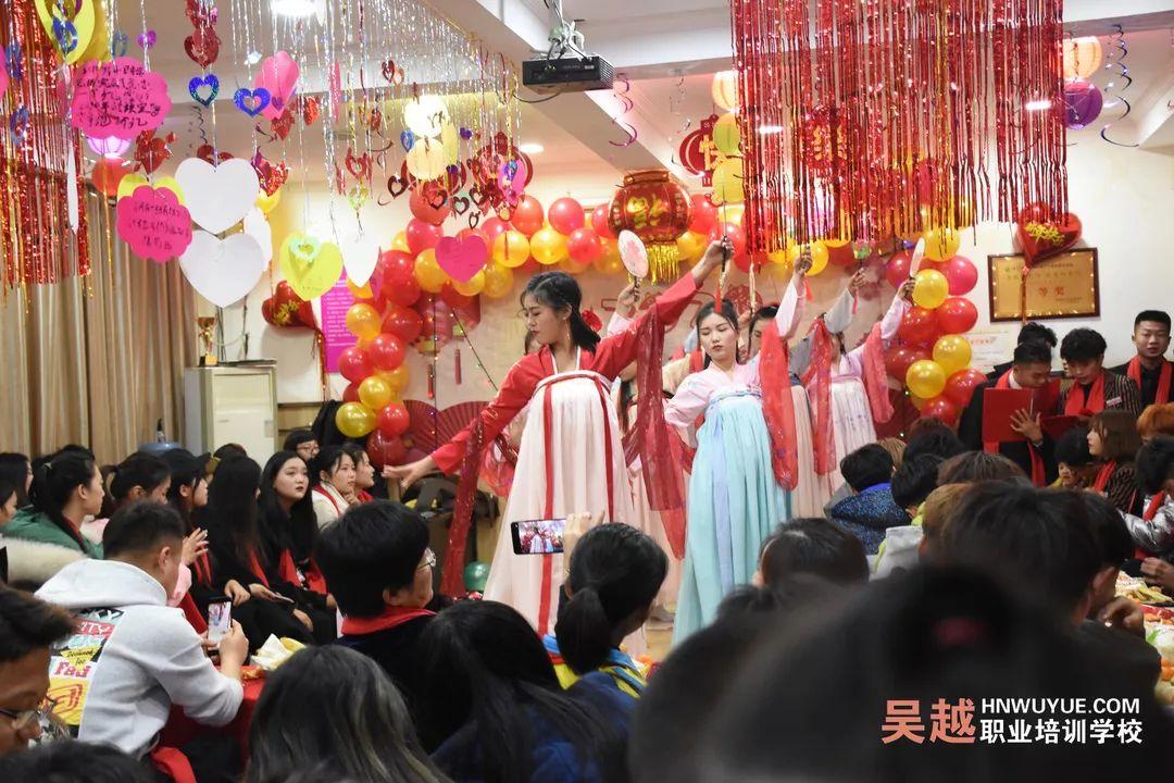 吳越學校2020年新年晚會圓滿閉幕