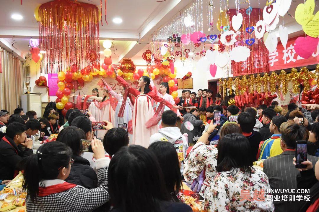 吳越學校2020年新年晚會圓滿閉幕