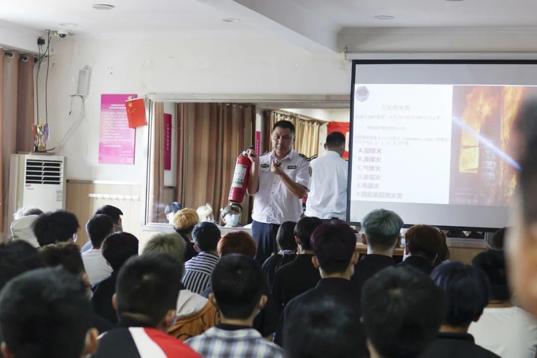消防安全，生命至上——吳越學(xué)校2020年消防演習(xí)圓滿結(jié)束