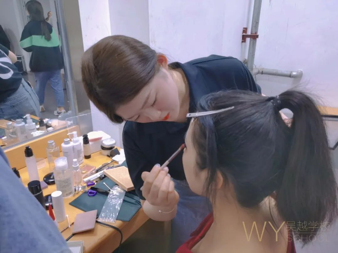 吳越學(xué)校助力濮陽市“華信杯”志愿服務(wù)項(xiàng)目大賽頒獎活動