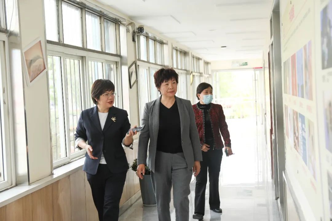 濮陽市婦聯(lián)黨組書記、主席閆巧云一行來吳越學(xué)校調(diào)研“人人持證，技能河南”培訓(xùn)工作