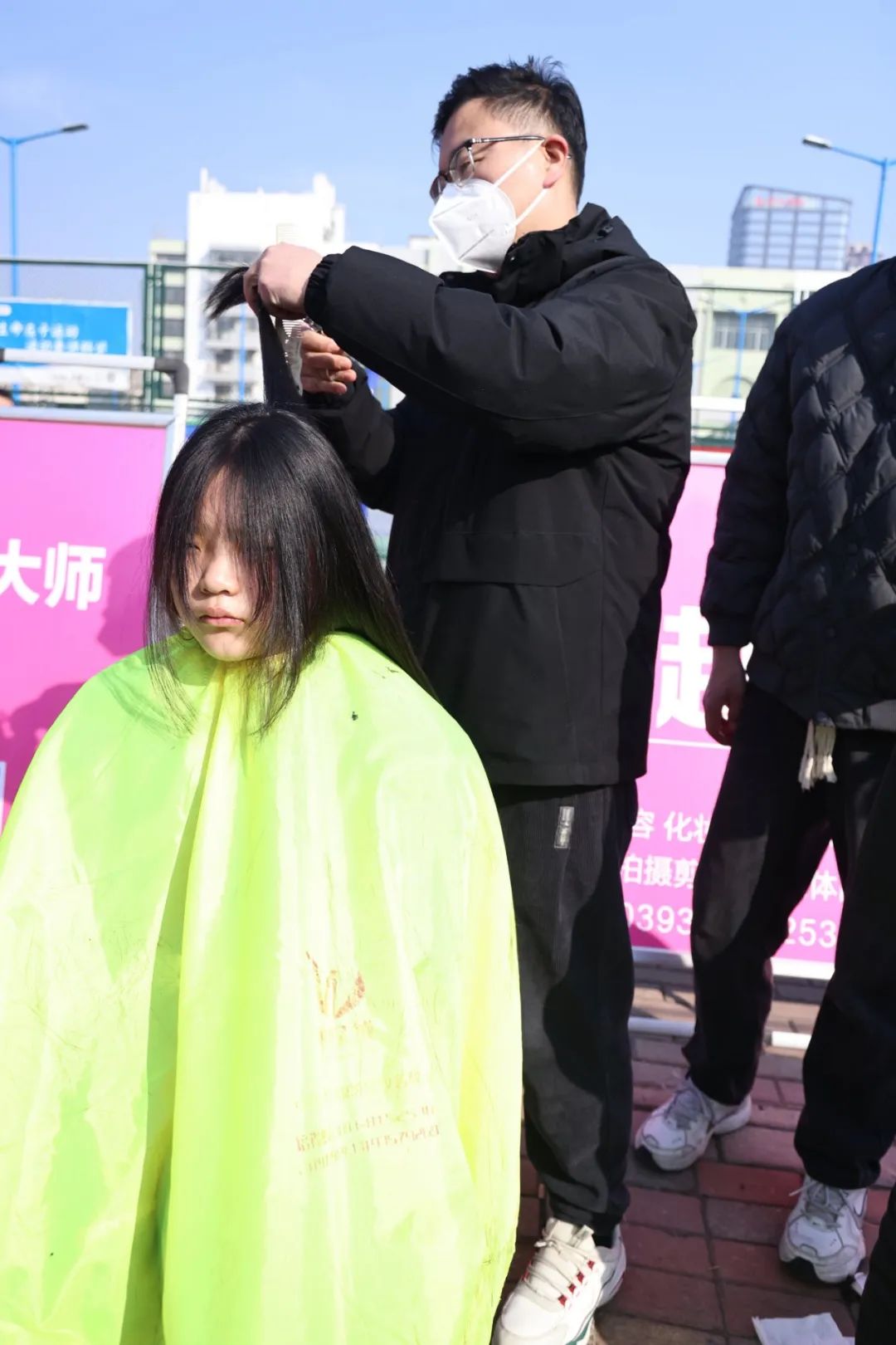 吳越學(xué)校助力濮陽(yáng)市2023年春風(fēng)行動(dòng)暨就業(yè)援助月”首場(chǎng)新春招聘會(huì)活動(dòng)