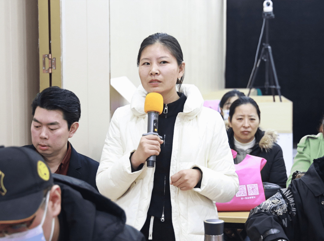 濮陽市華龍區(qū)殘聯(lián)2023年第一期電商直播培訓(xùn)班在市吳越職業(yè)培訓(xùn)學(xué)校圓滿結(jié)業(yè)