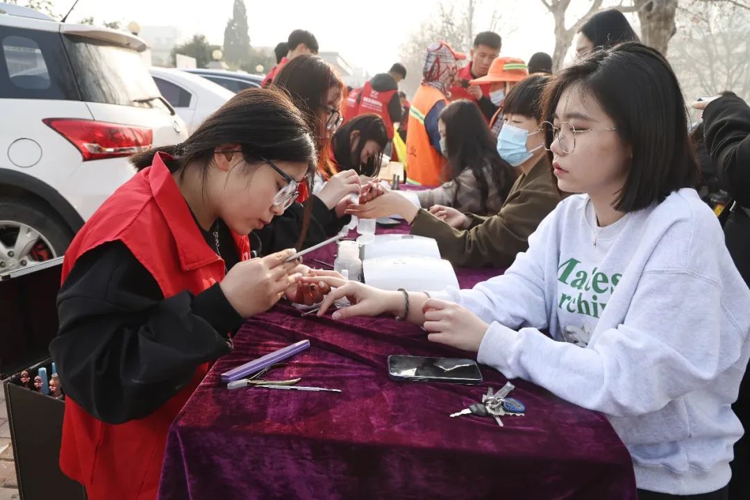 熱烈祝賀濮陽市吳越職業(yè)培訓學校榮獲濮陽市華龍區(qū)“三八紅旗集體”稱號！
